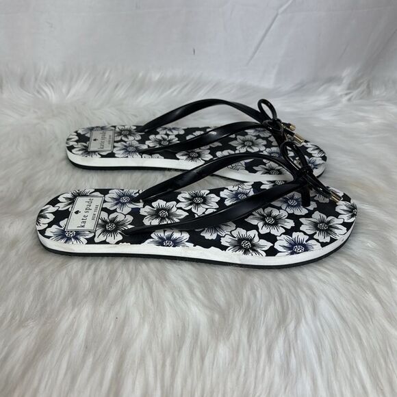 Kate Spade Nova NWOT Black/White Floral Footpad Flip Flops Sz 7 - Picture 4 of 6